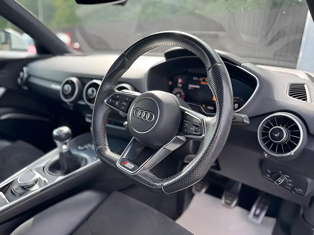 Used 2016 Audi Tt S Line White - Interior and Exterior details 10