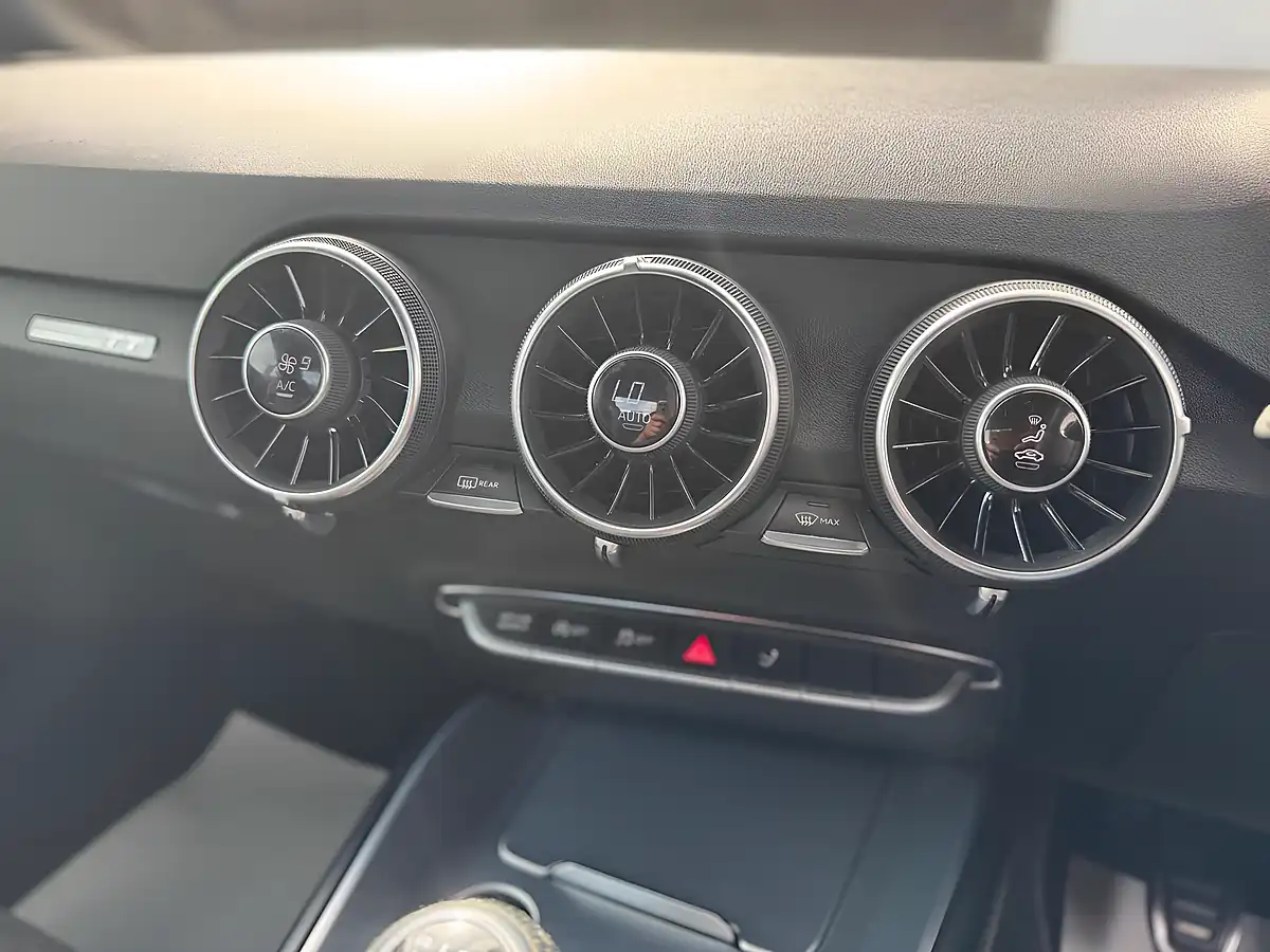 Used 2016 Audi Tt S Line White - Interior and Exterior details 11