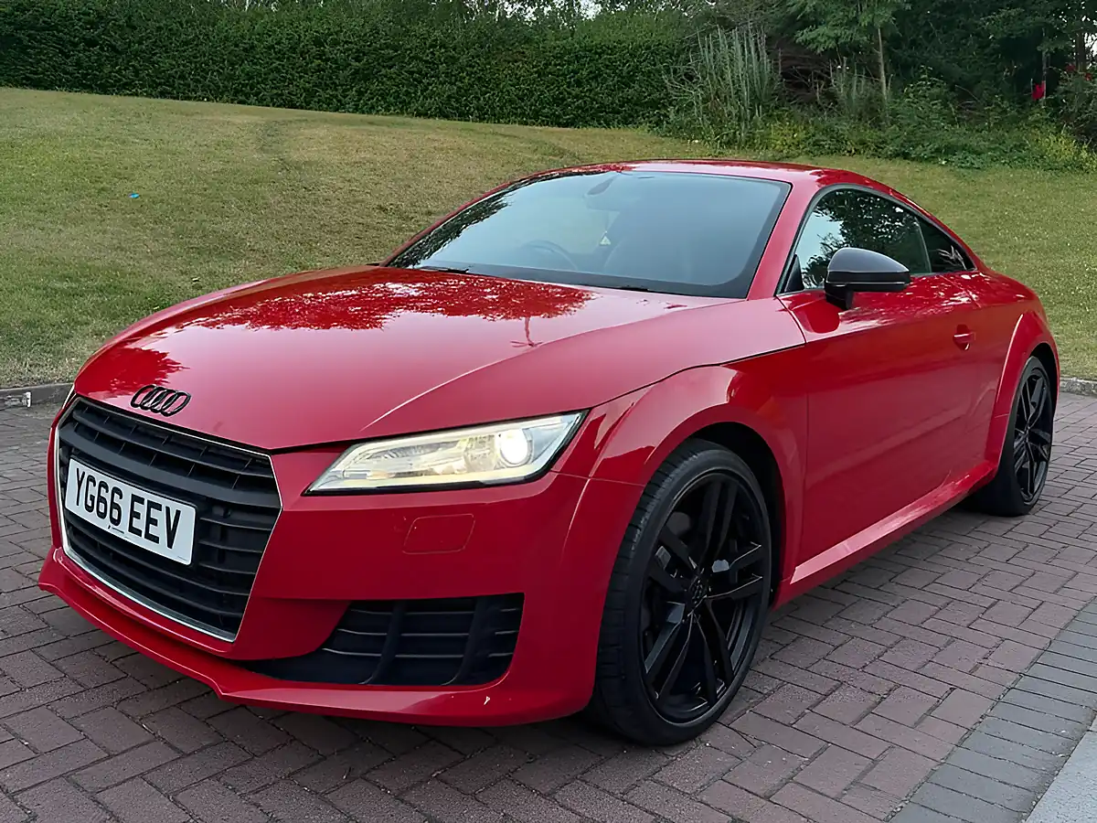 Used 2016 Audi Tt Sport Red - Interior and Exterior details 14