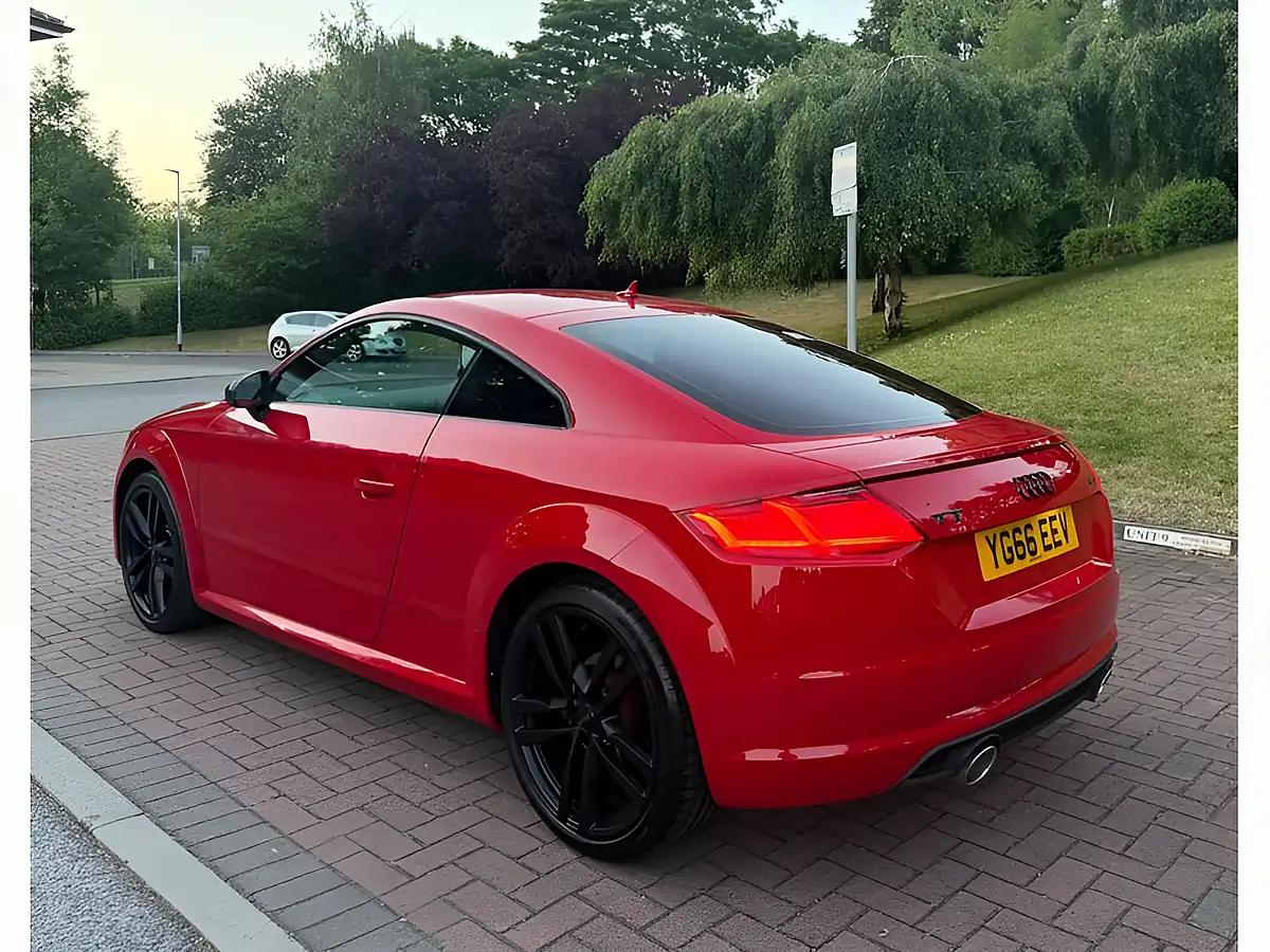Used 2016 Audi Tt Sport Red - Interior and Exterior details 15