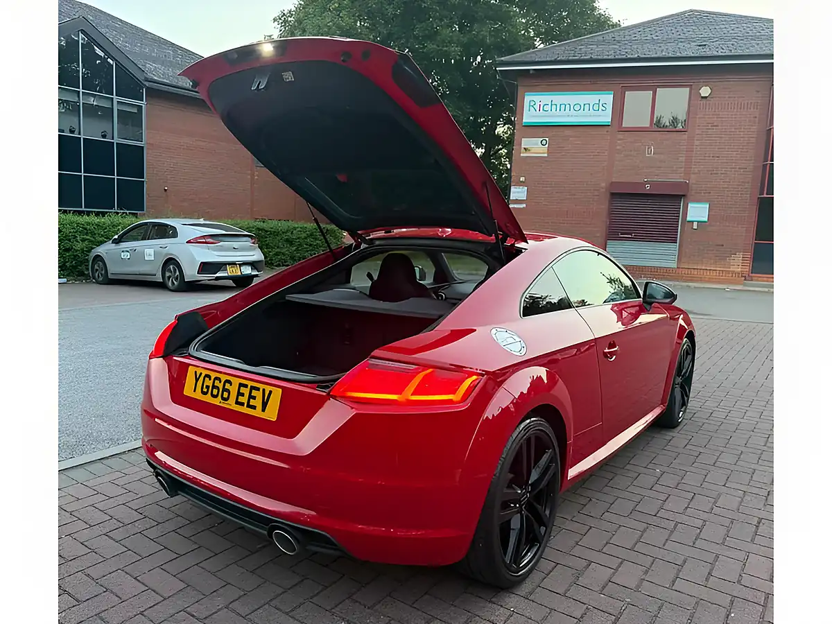 Used 2016 Audi Tt Sport Red - Interior and Exterior details 17
