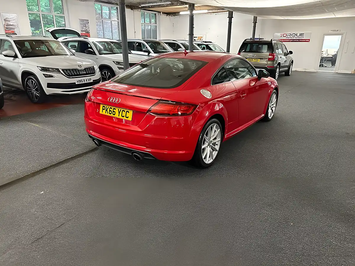 Used 2016 Audi Tt Sport Red - Interior and Exterior details 10