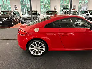 Used 2016 Audi Tt Sport Red - Interior and Exterior details 12
