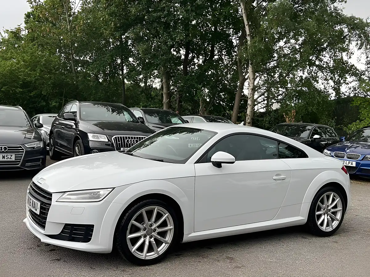 Used 2016 Audi Tt Sport White - Interior and Exterior details 10
