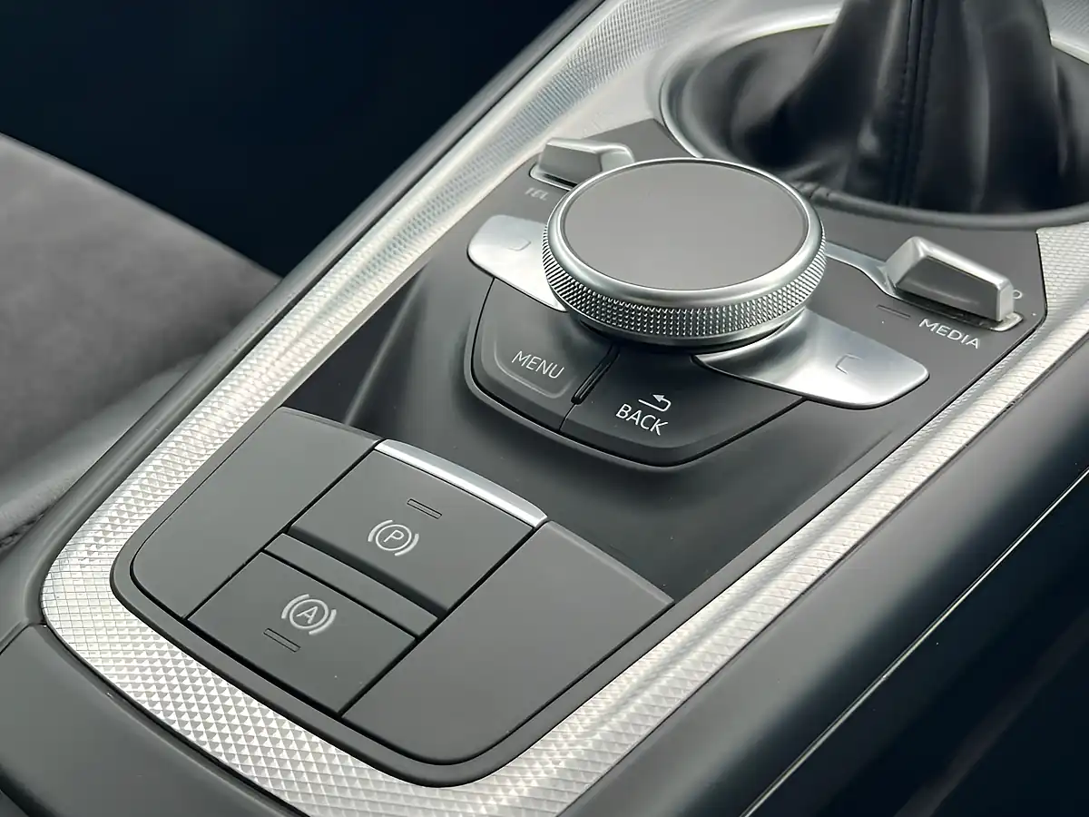 Used 2016 Audi Tt Sport White - Interior and Exterior details 16