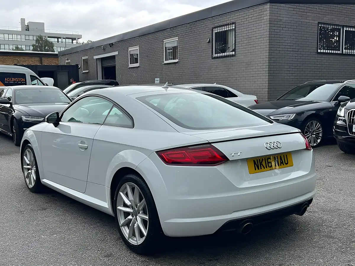 Used 2016 Audi Tt Sport White - Interior and Exterior details 4
