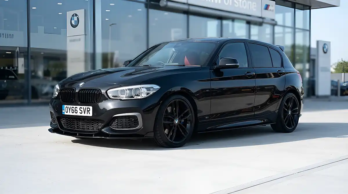 Used 2016 BMW 1 Series 5-door Black - Interior and Exterior details 12