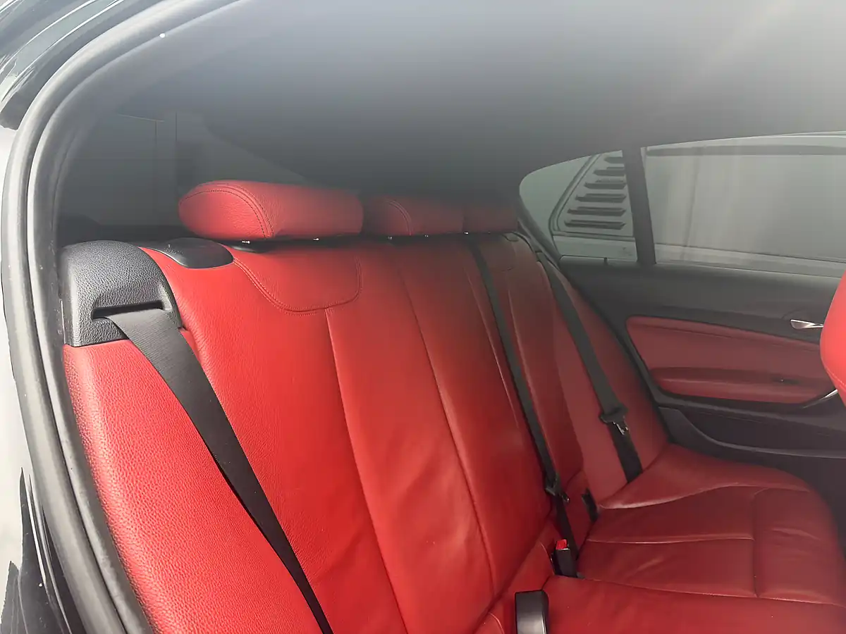 Used 2016 BMW 1 Series 5-door Black - Interior and Exterior details 15