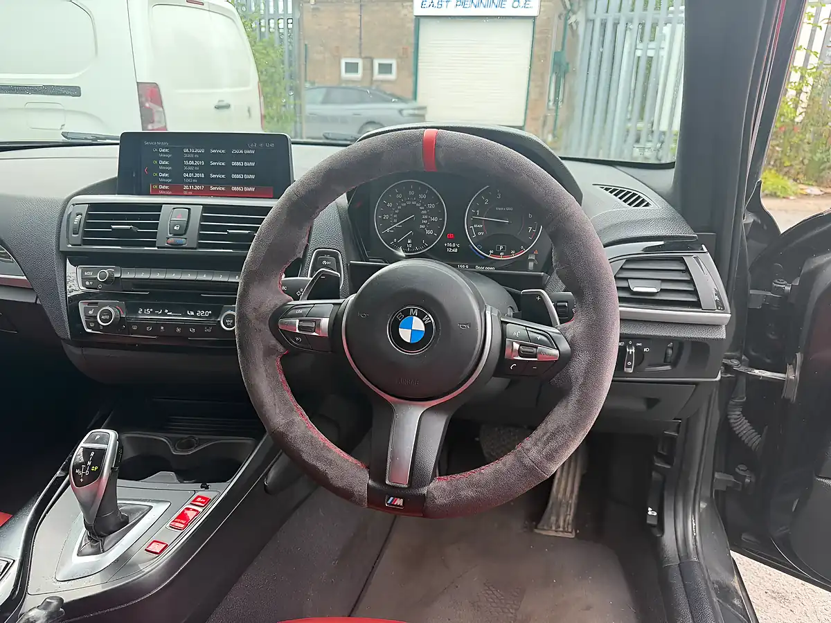 Used 2016 BMW 1 Series 5-door Black - Interior and Exterior details 18