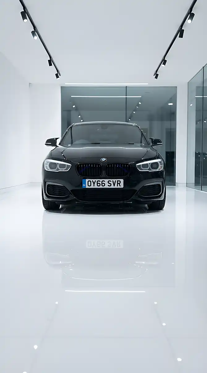 Used 2016 BMW 1 Series 5-door Black - Interior and Exterior details 5