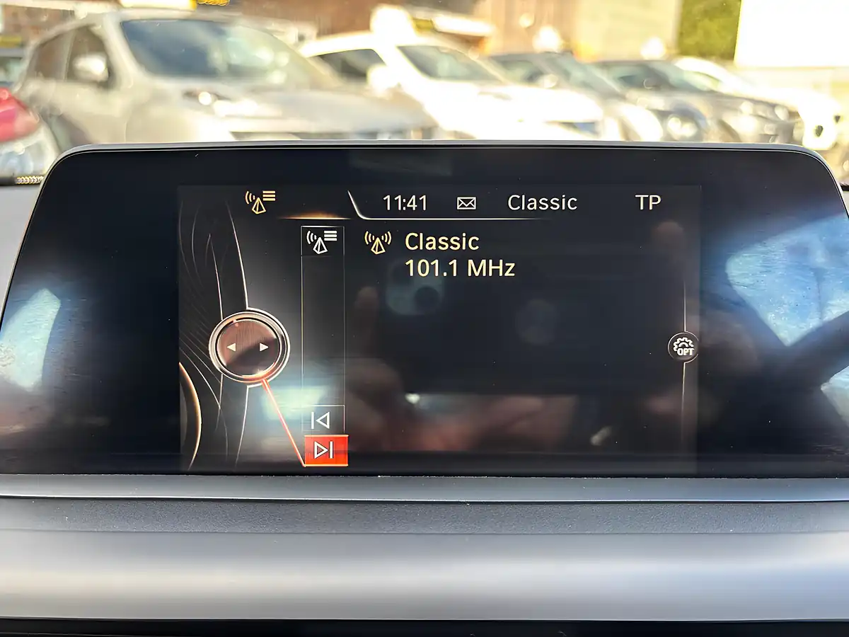Used 2016 BMW 1 Series Ed Plus Blue - Interior and Exterior details 15