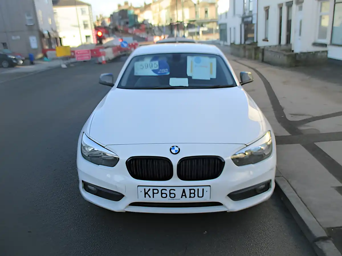 Used 2016 BMW 1 Series Ed Plus White - Front View