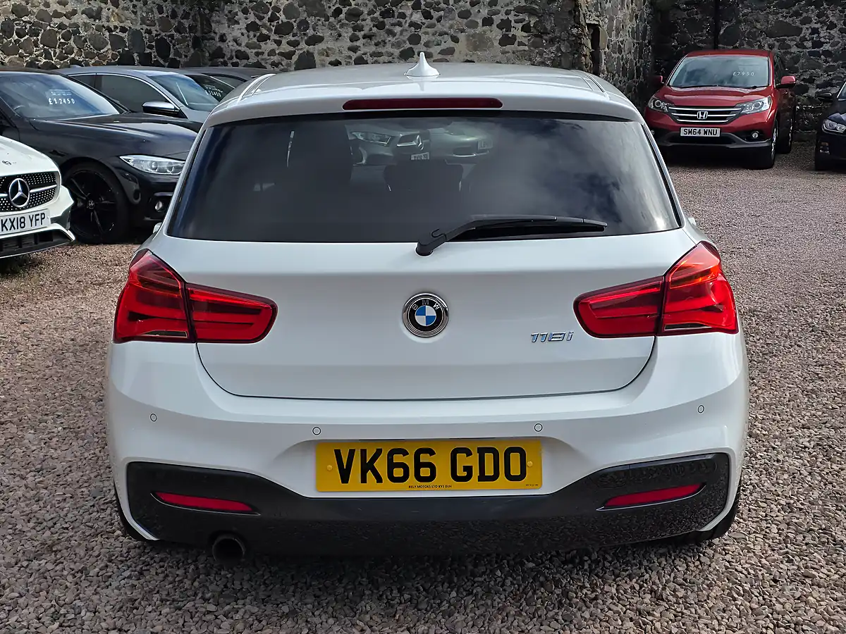 Used 2016 BMW 1 Series M Sport Alpine White - Interior and Exterior details 17