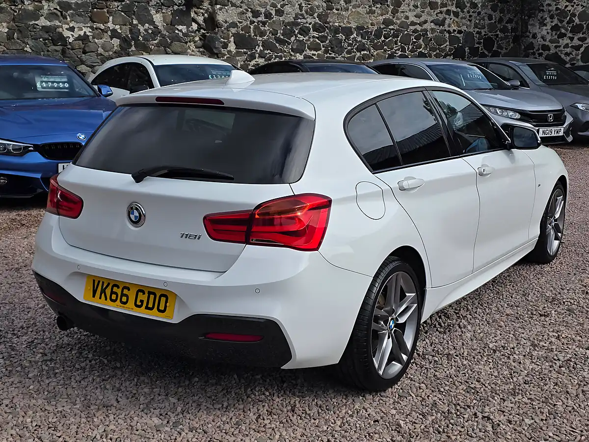 Used 2016 BMW 1 Series M Sport Alpine White - Interior and Exterior details 18