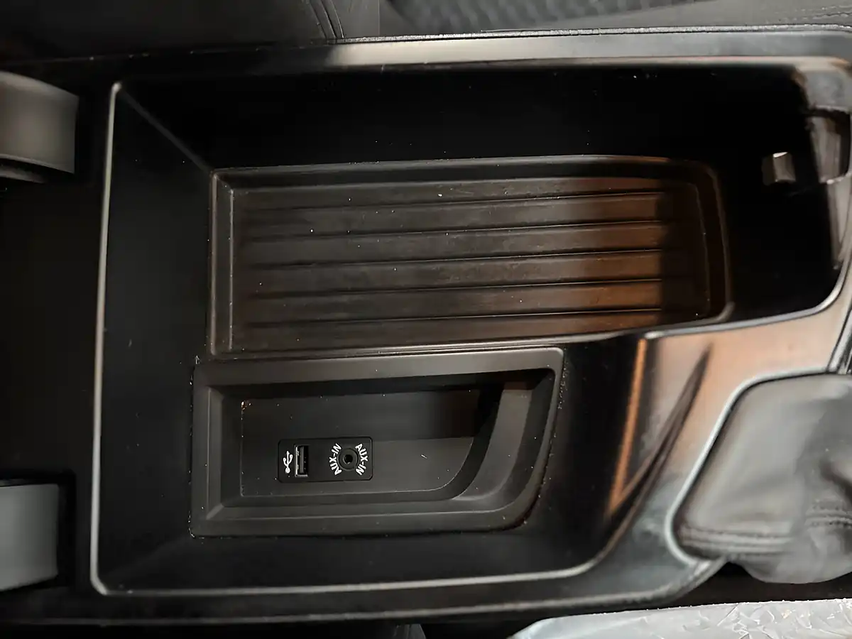 Used 2016 BMW 1 Series M Sport Blue - Interior and Exterior details 12