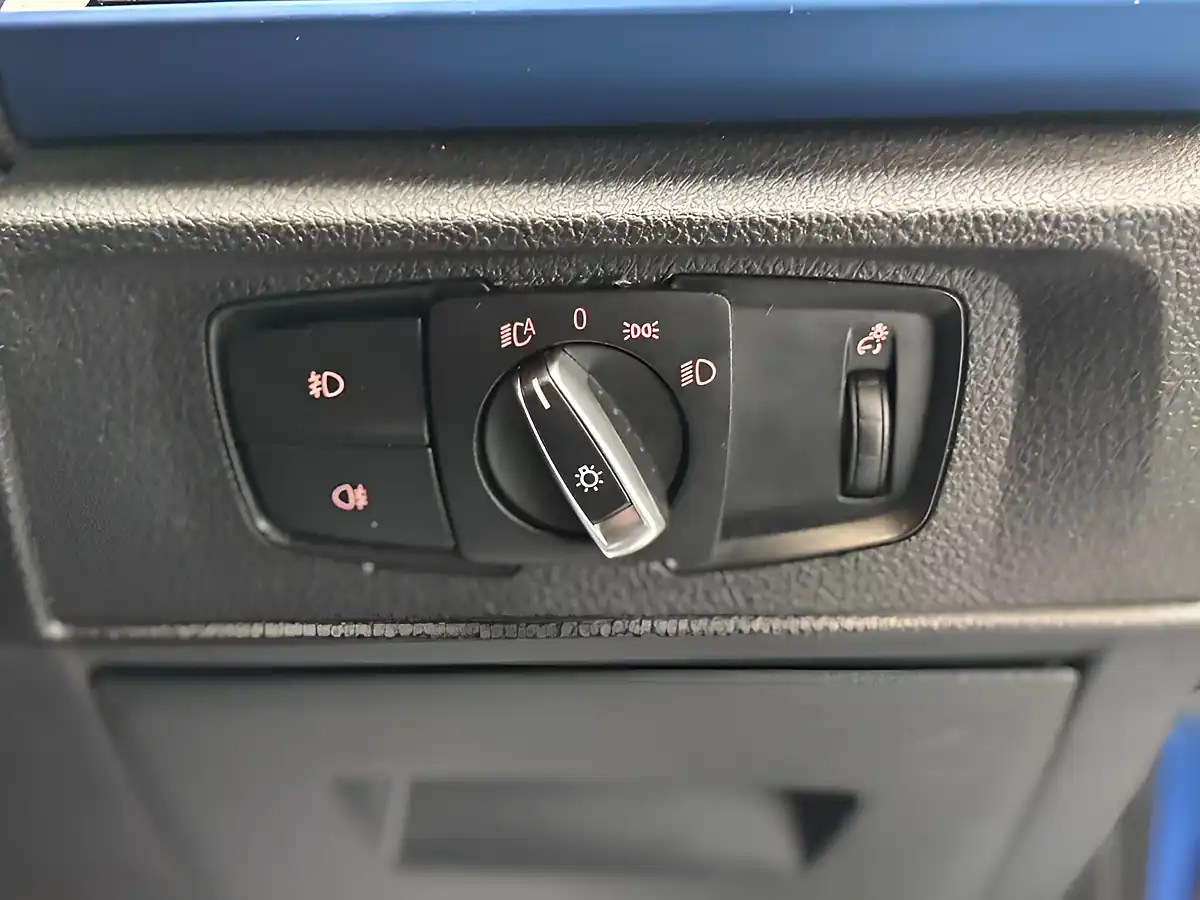 Used 2016 BMW 1 Series M Sport Blue - Interior and Exterior details 15
