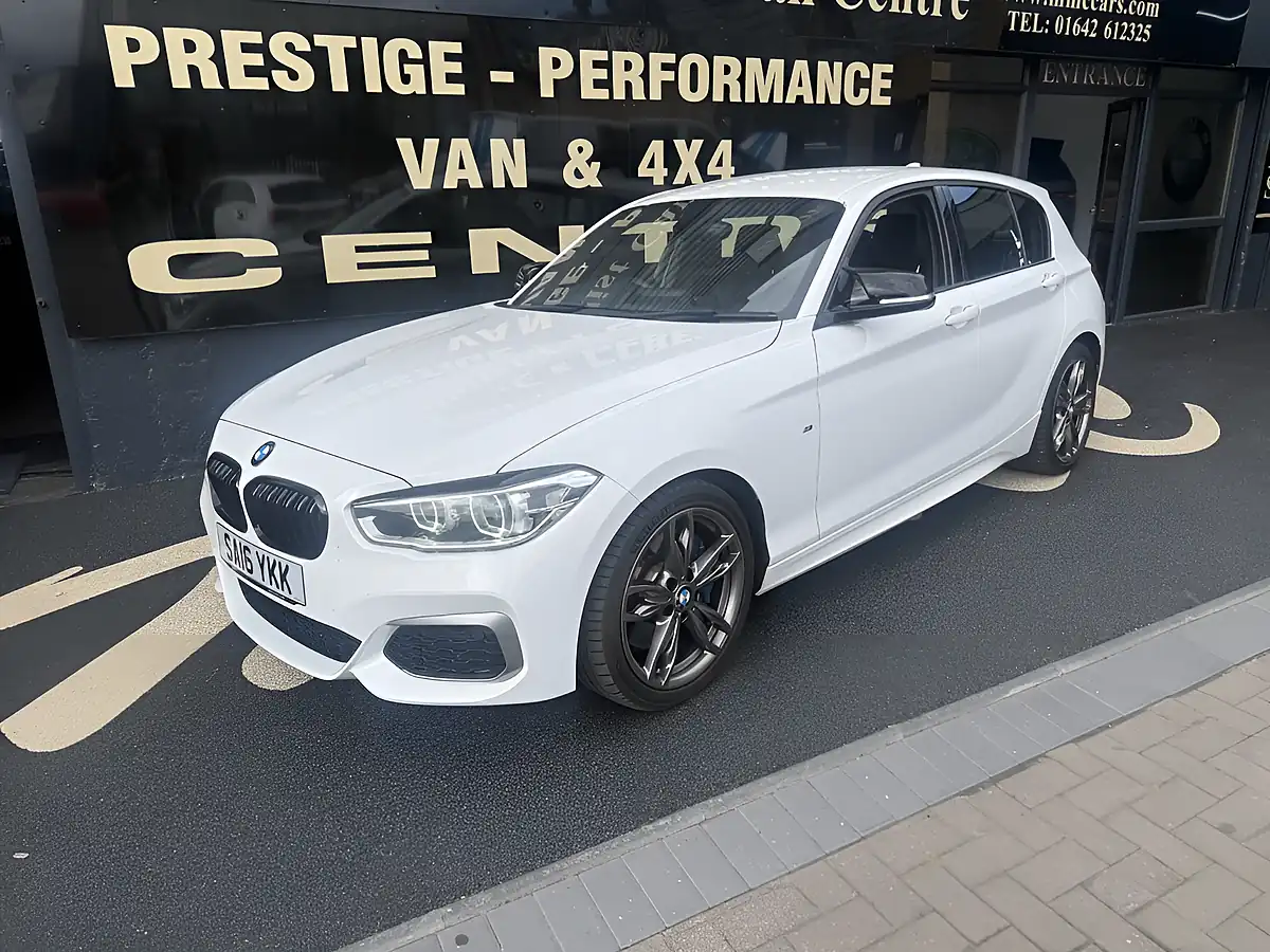 Used 2016 BMW 1 Series M Sport White - Front View