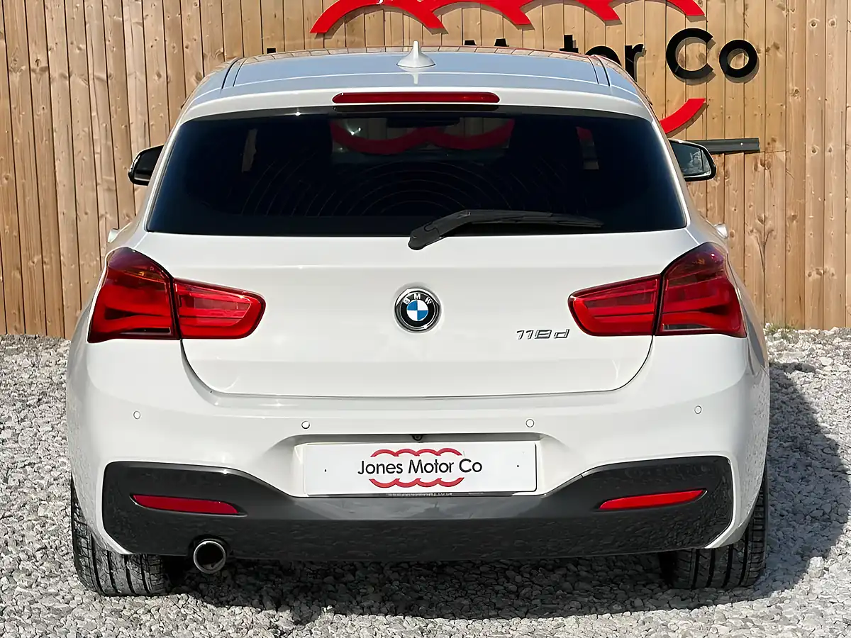 Used 2016 BMW 1 Series M Sport White - Interior and Exterior details 5