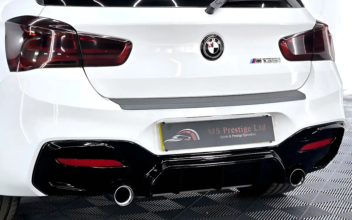 Used 2016 BMW 1 Series M135i Alpine White - Interior and Exterior details 12