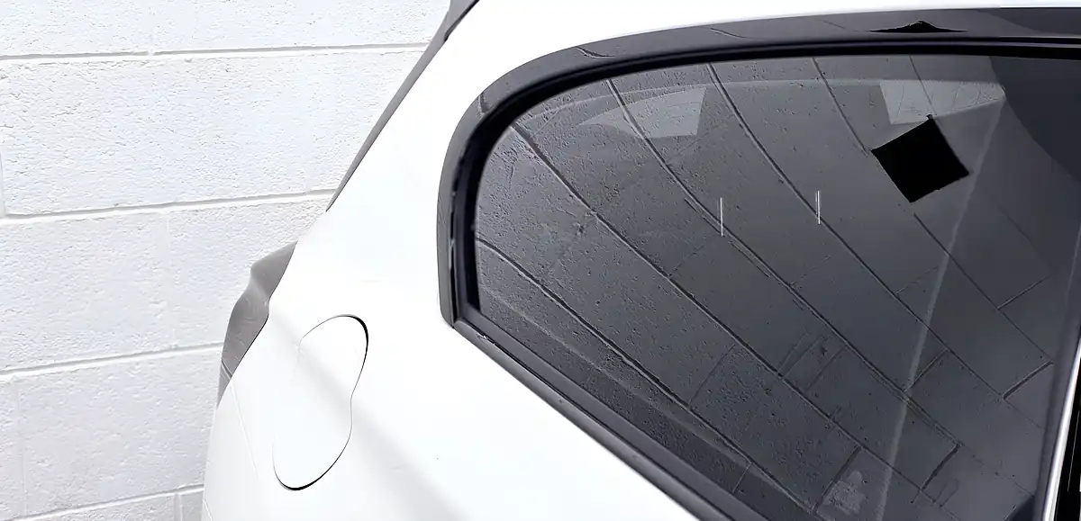 Used 2016 BMW 1 Series M135i Alpine White - Interior and Exterior details 18