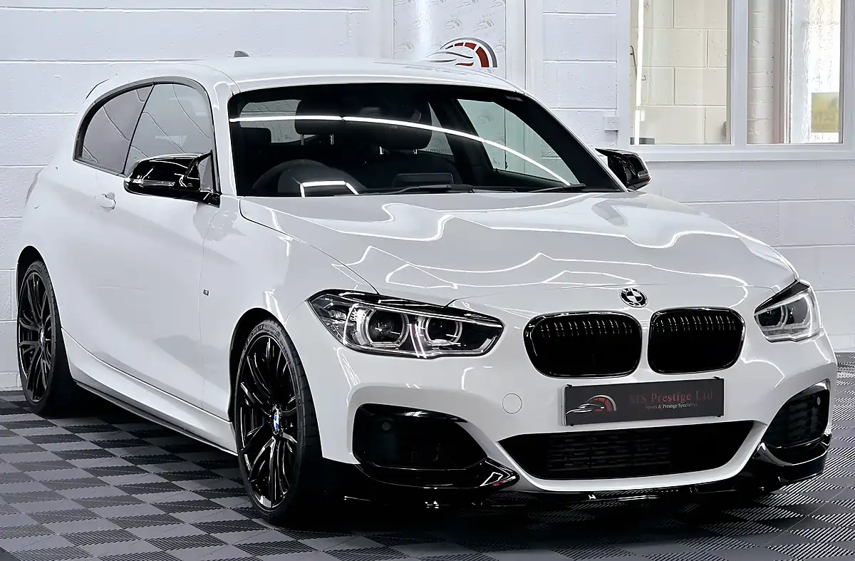 Used 2016 BMW 1 Series M135i Alpine White - Interior and Exterior details 4