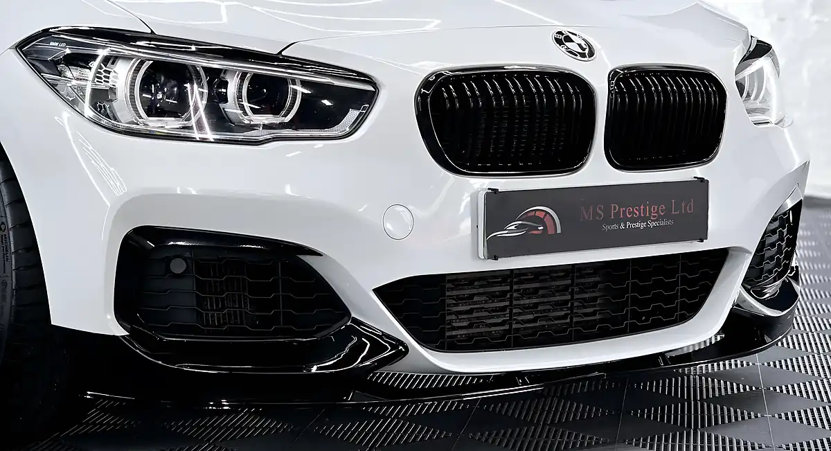 Used 2016 BMW 1 Series M135i Alpine White - Interior and Exterior details 5