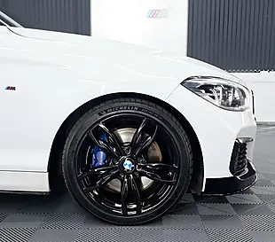 Used 2016 BMW 1 Series M135i Alpine White - Interior and Exterior details 14