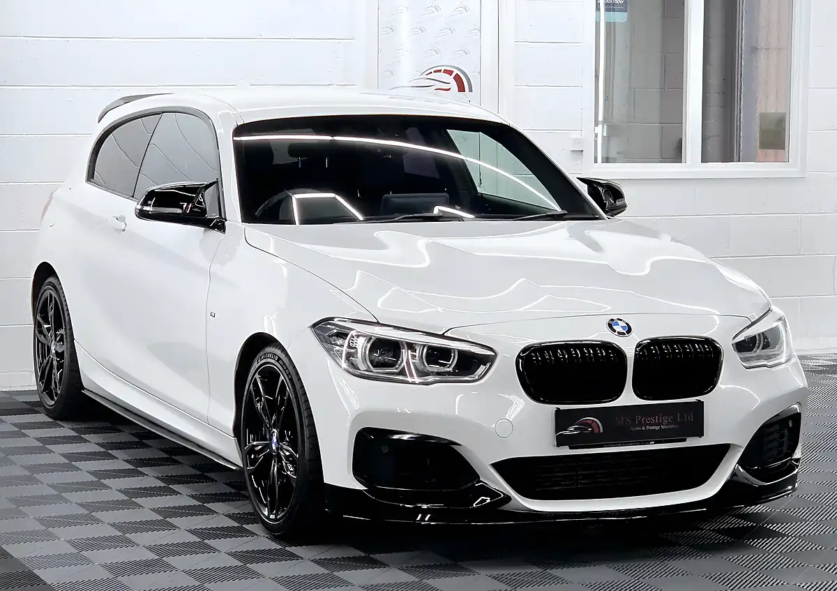 Used 2016 BMW 1 Series M135i Alpine White - Interior and Exterior details 4
