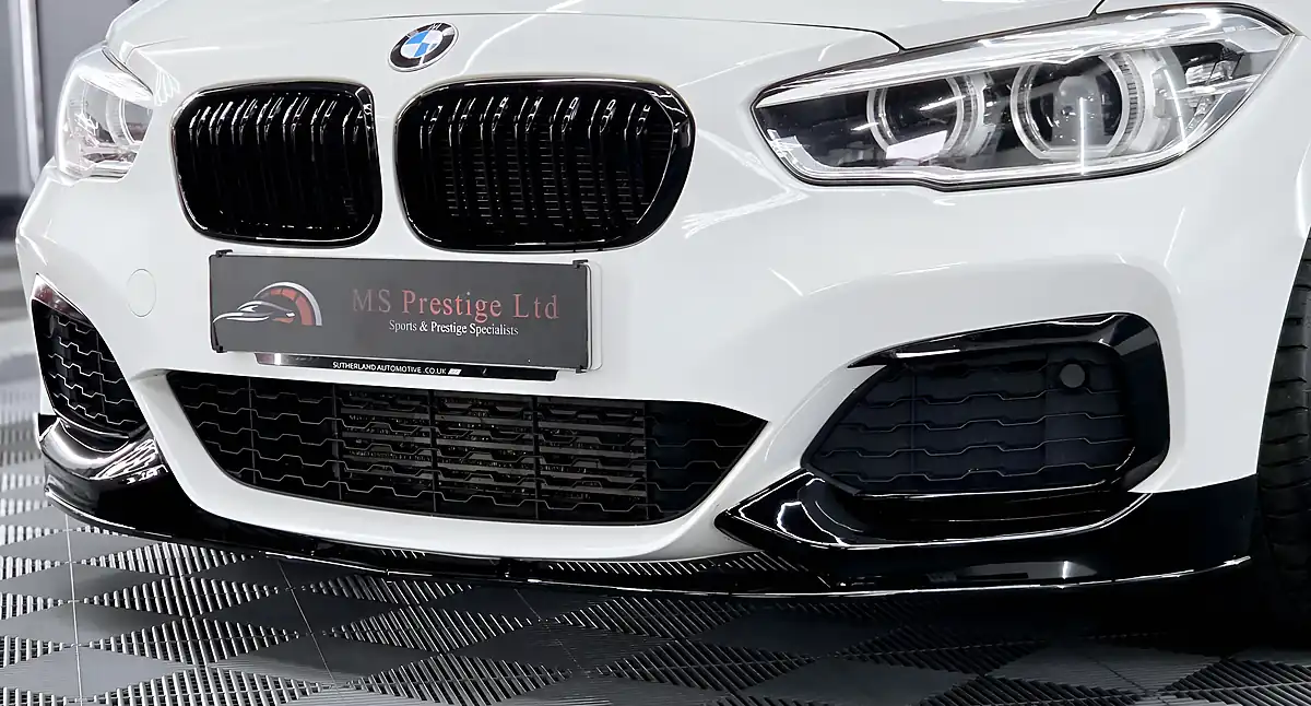 Used 2016 BMW 1 Series M135i Alpine White - Interior and Exterior details 8