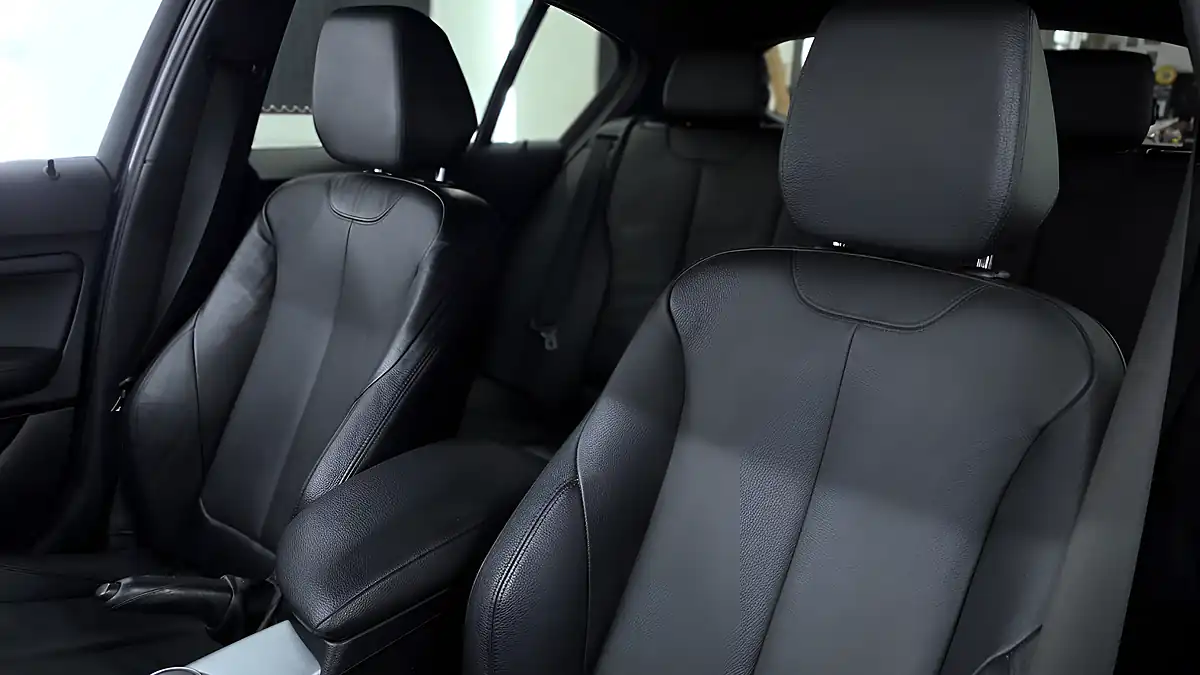 Used 2016 BMW 1 Series M135i Estoril Blue - Interior and Exterior details 19
