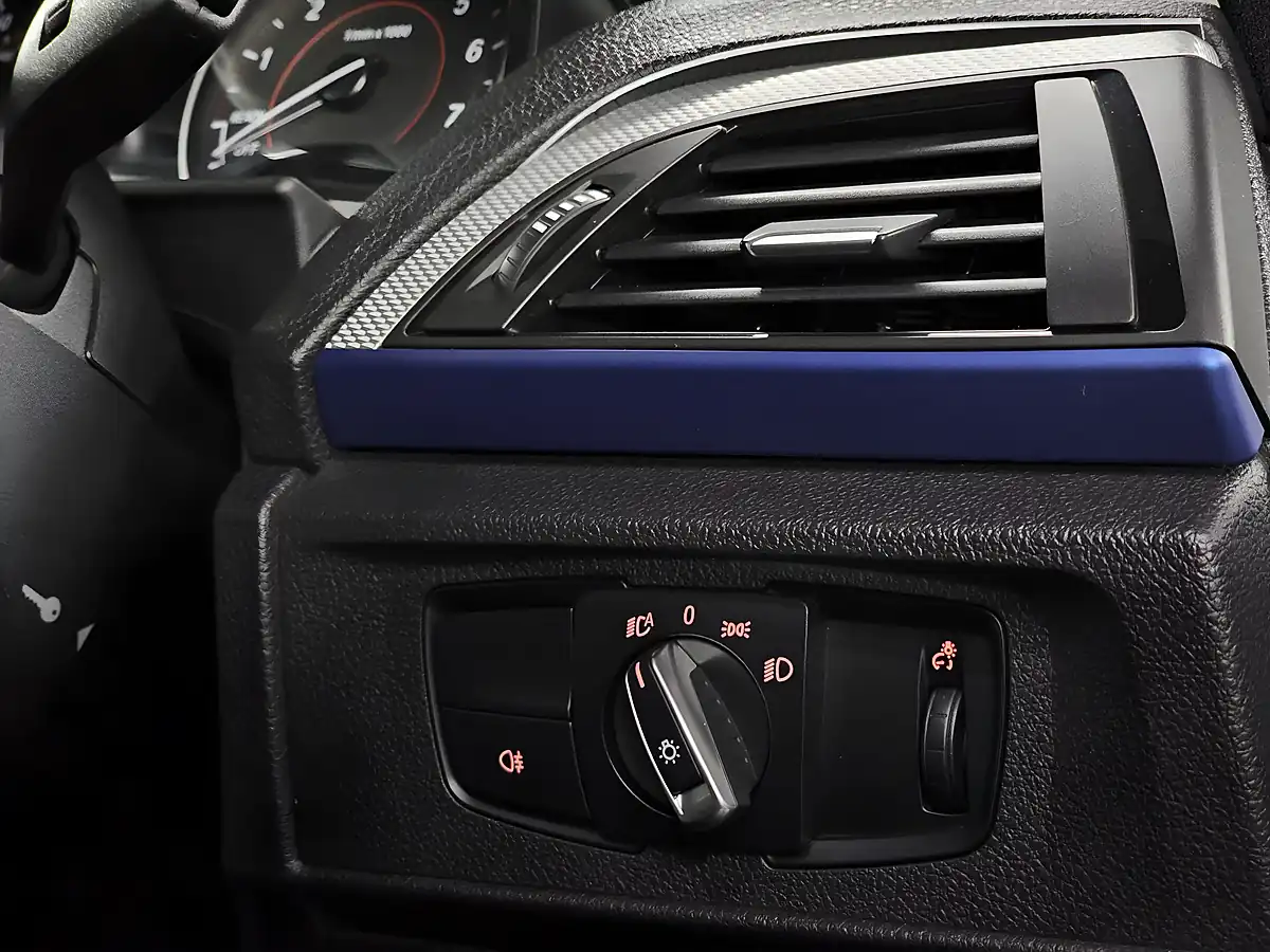 Used 2016 BMW 1 Series M135i Estoril Blue - Interior and Exterior details 15