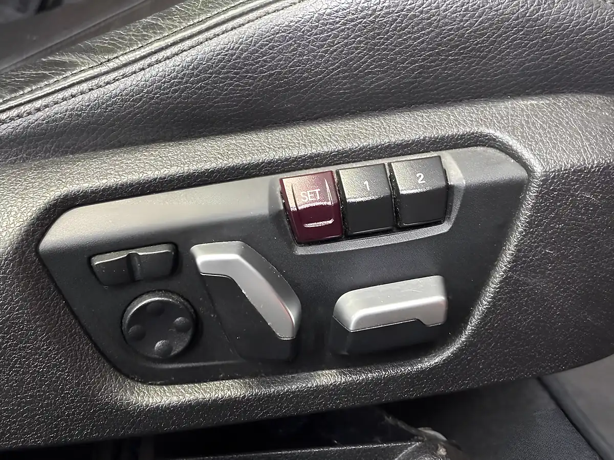 Used 2016 BMW 1 Series M135i Valencia Orange - Interior and Exterior details 13