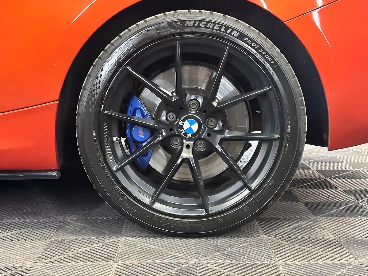 Used 2016 BMW 1 Series M135i Valencia Orange - Interior and Exterior details 15