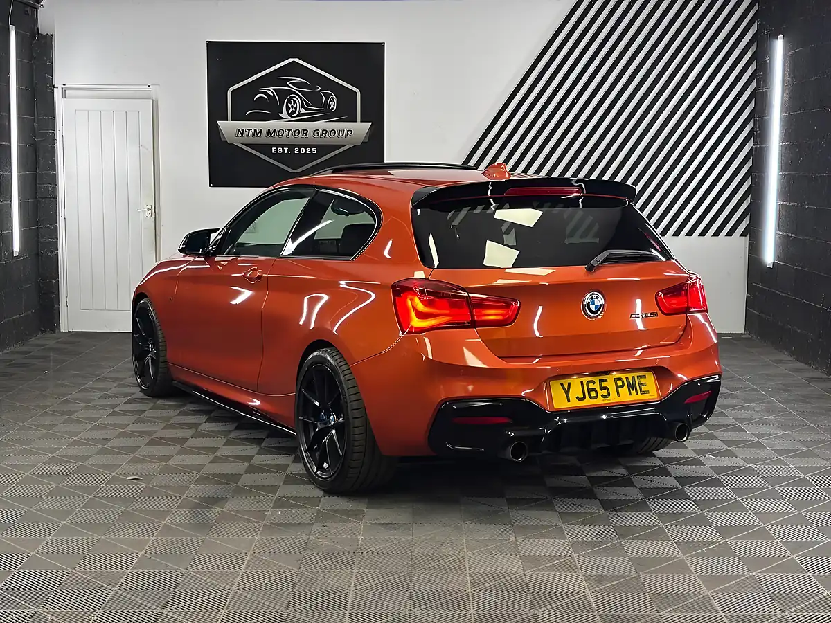 Used 2016 BMW 1 Series M135i Valencia Orange - Interior and Exterior details 4
