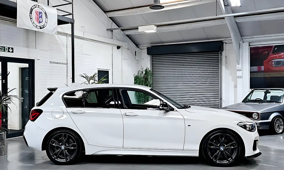 Used 2016 BMW 1 Series M135i White - Interior and Exterior details 4