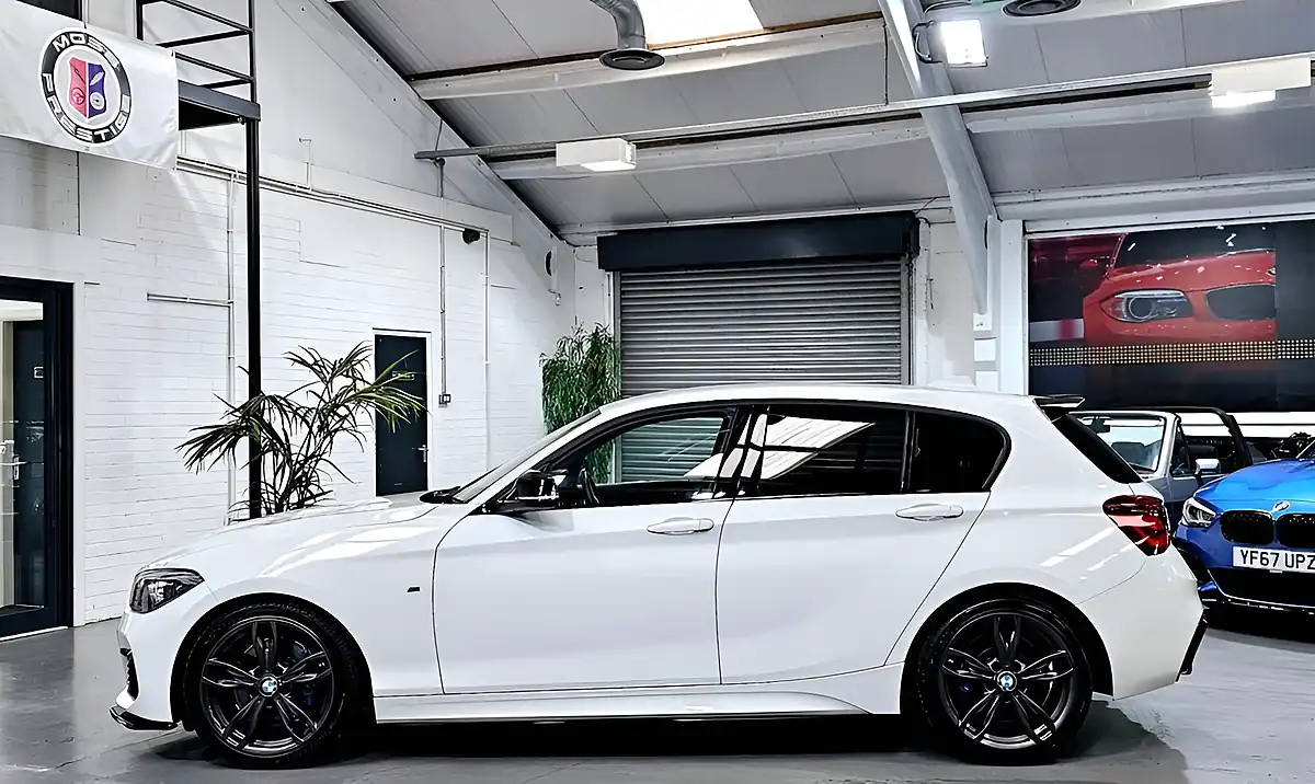 Used 2016 BMW 1 Series M135i White - Interior and Exterior details 5