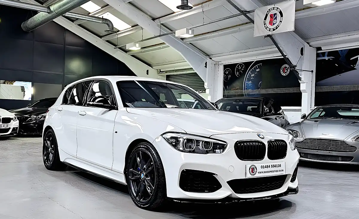 Used 2016 BMW 1 Series M135i White - Interior and Exterior details 6