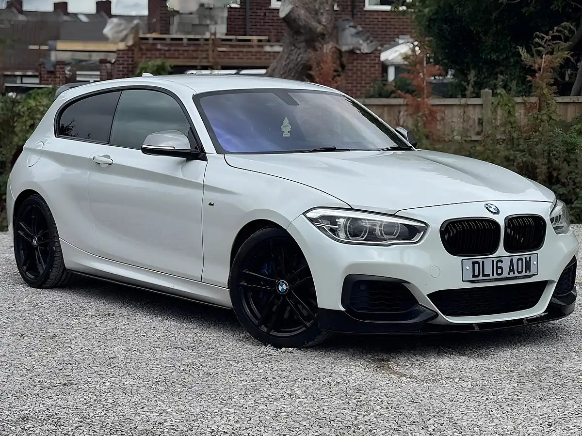 Used 2016 BMW 1 Series M135i White - Front View