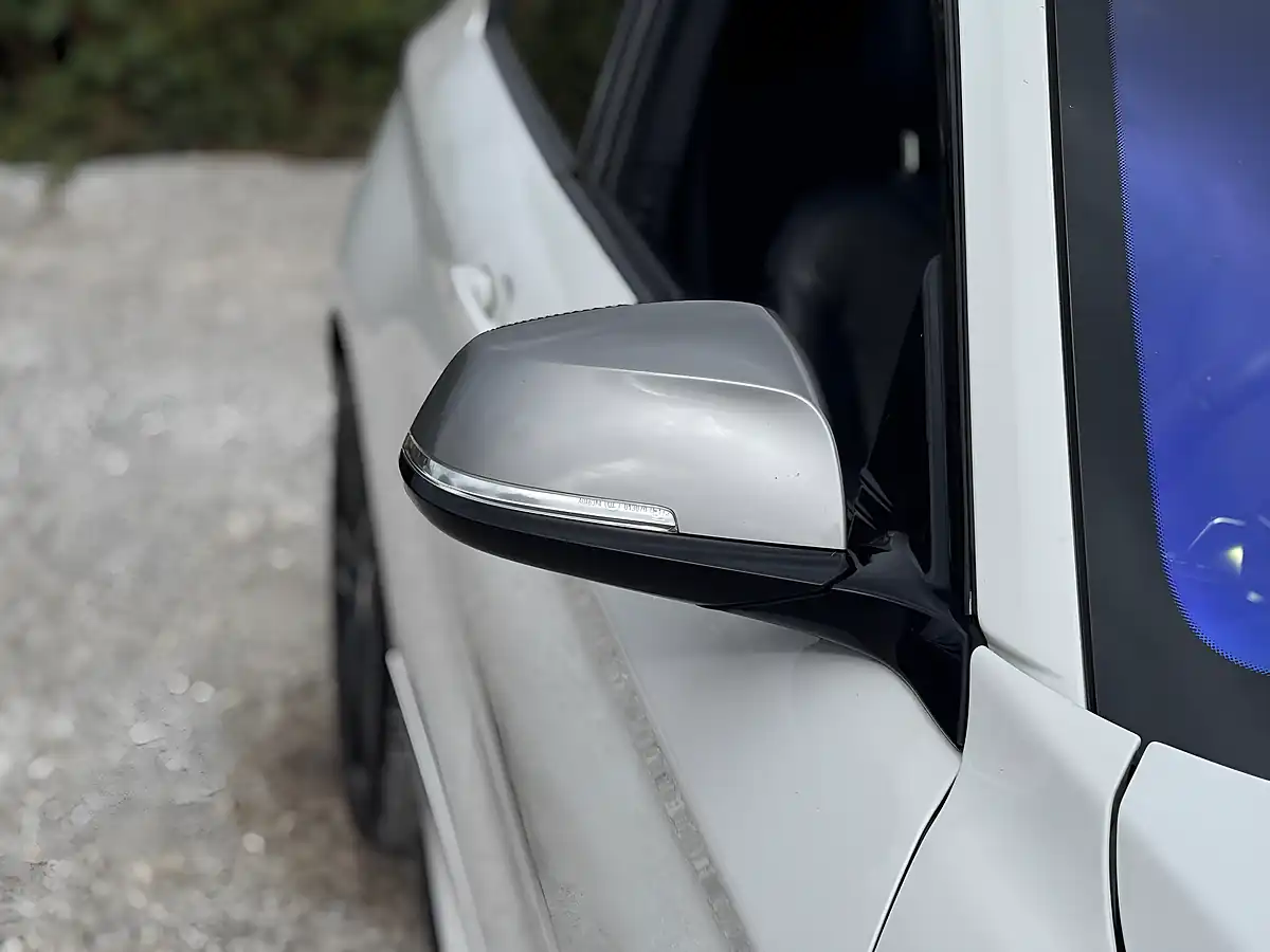 Used 2016 BMW 1 Series M135i White - Interior and Exterior details 17