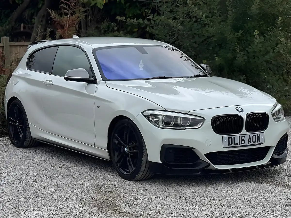 Used 2016 BMW 1 Series M135i White - Interior and Exterior details 3