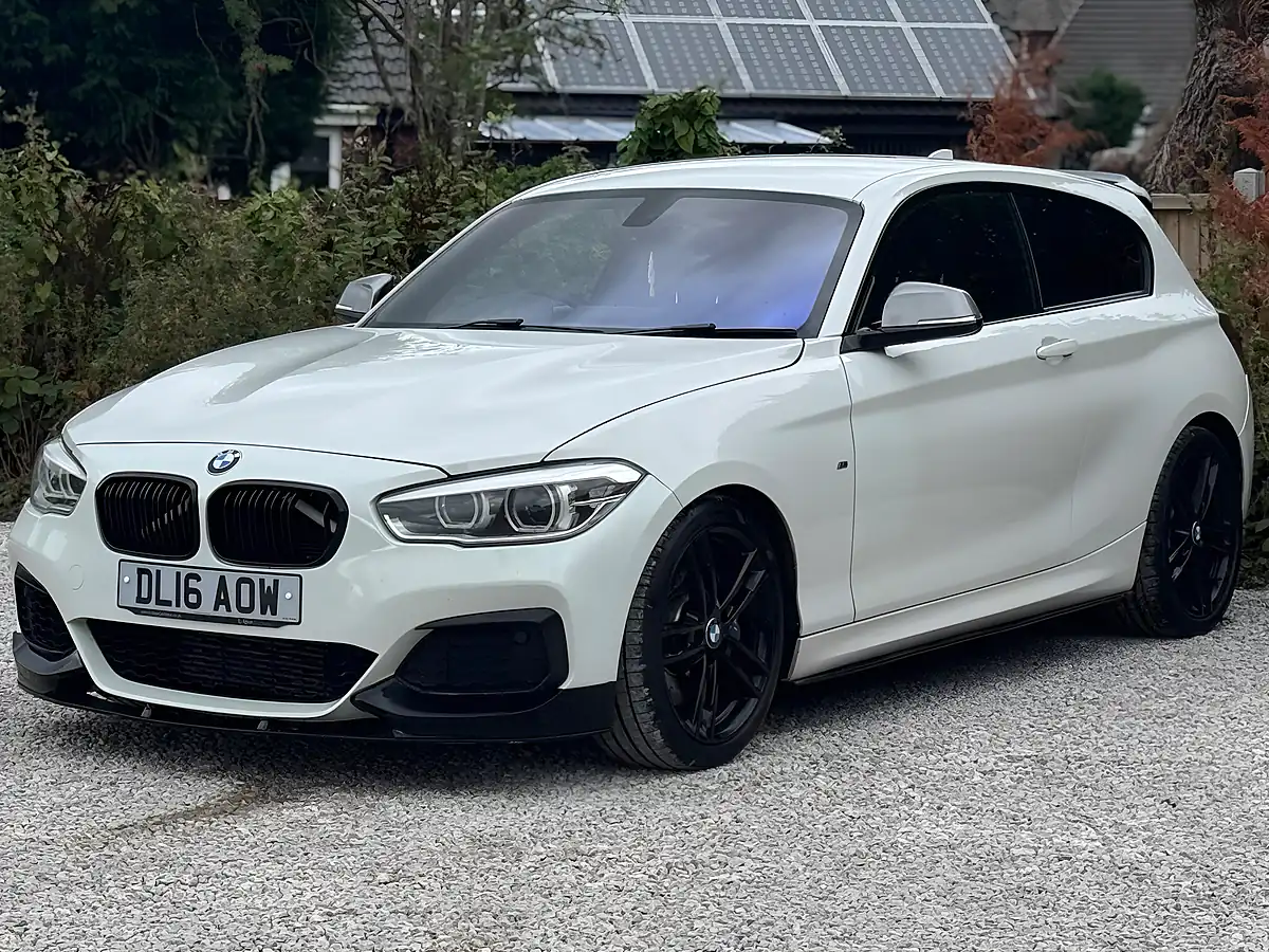 Used 2016 BMW 1 Series M135i White - Interior and Exterior details 6