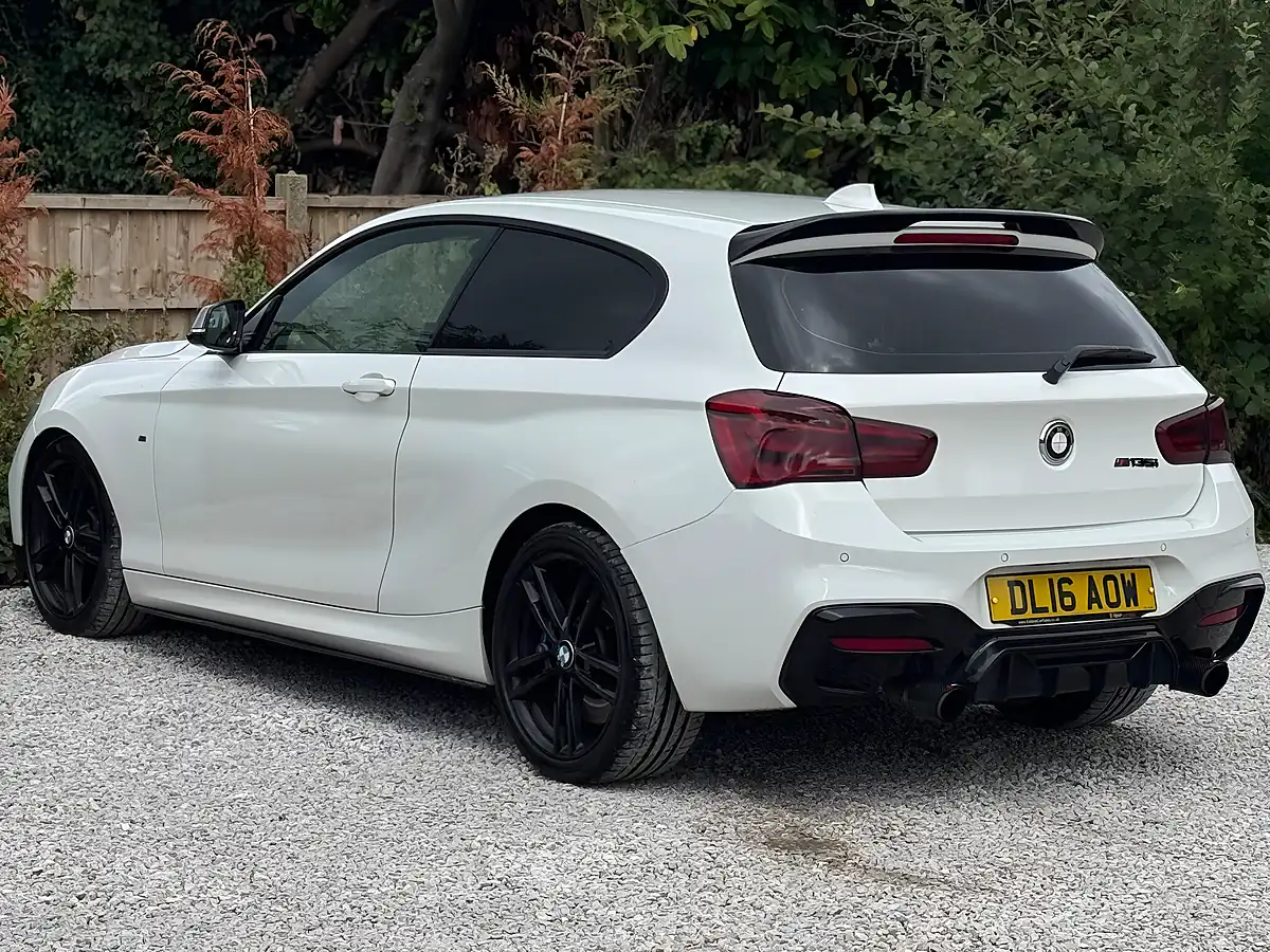 Used 2016 BMW 1 Series M135i White - Interior and Exterior details 7