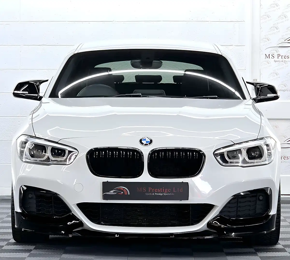 Used 2016 BMW 1 Series M140i Alpine White - Interior and Exterior details 9