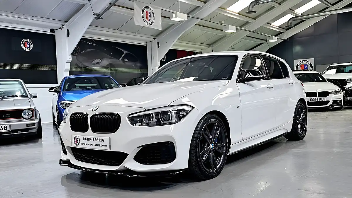 Used 2016 BMW 1 Series M140i White - Interior and Exterior details 10