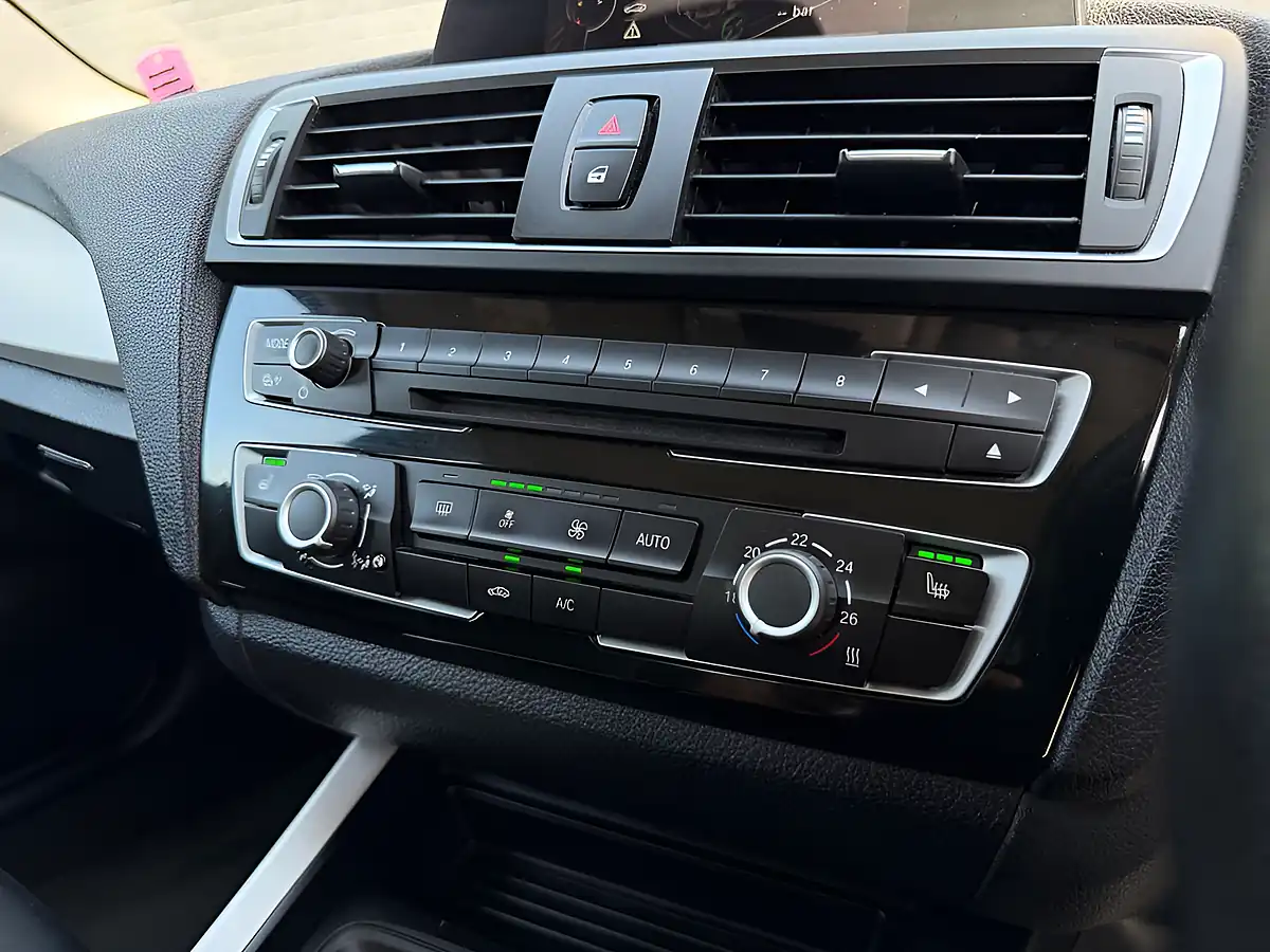 Used 2016 BMW 1 Series Se Mineral Grey - Interior and Exterior details 14