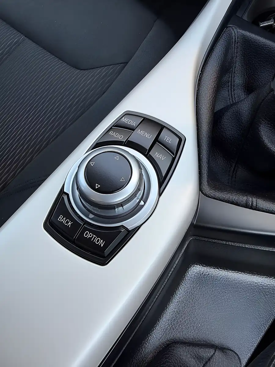 Used 2016 BMW 1 Series Se Mineral Grey - Interior and Exterior details 16