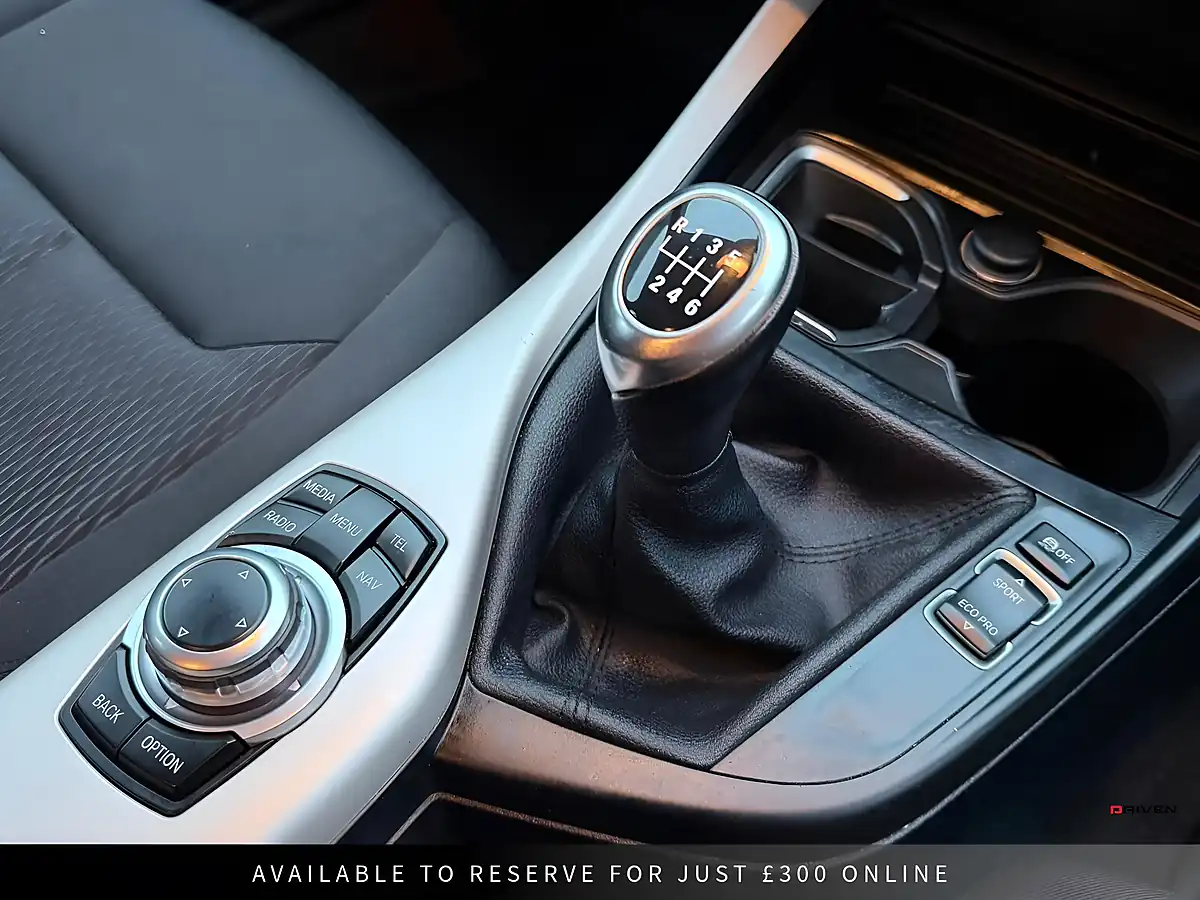 Used 2016 BMW 1 Series Se White - Interior and Exterior details 11