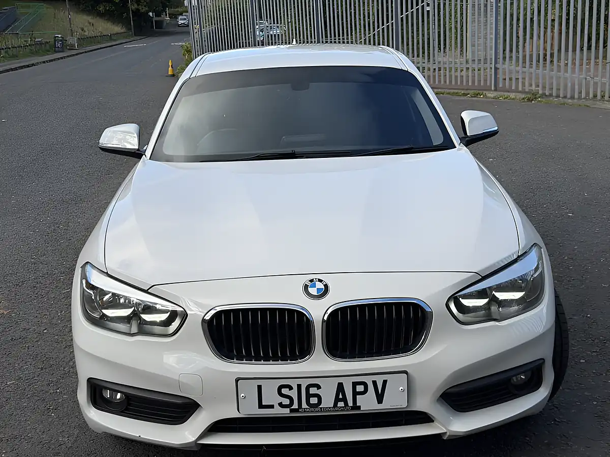 Used 2016 BMW 1 Series Se White - Interior and Exterior details 5