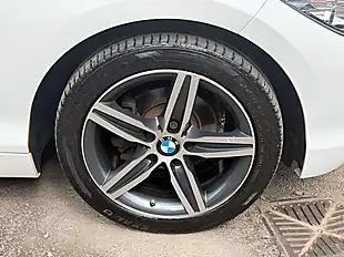 Used 2016 BMW 1 Series Sport Alpine White - Interior and Exterior details 11