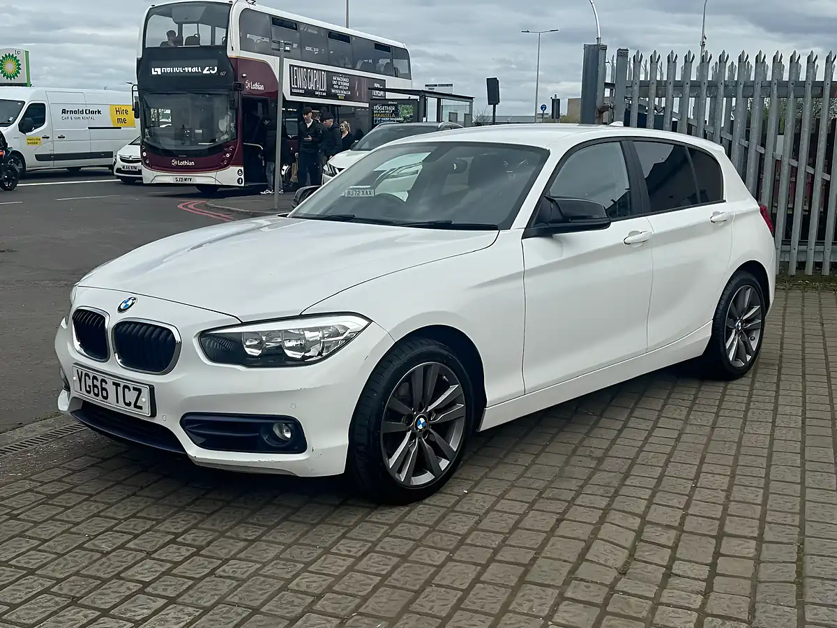 Used 2016 BMW 1 Series Sport Alpine White - Interior and Exterior details 3